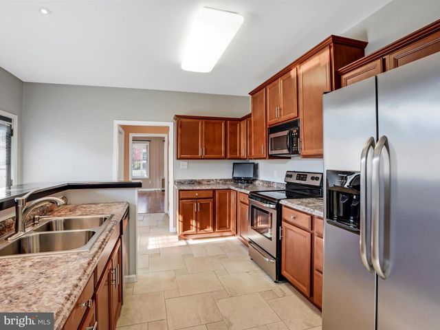 18 N BERNE ST, Schuylkill Haven, PA 17972