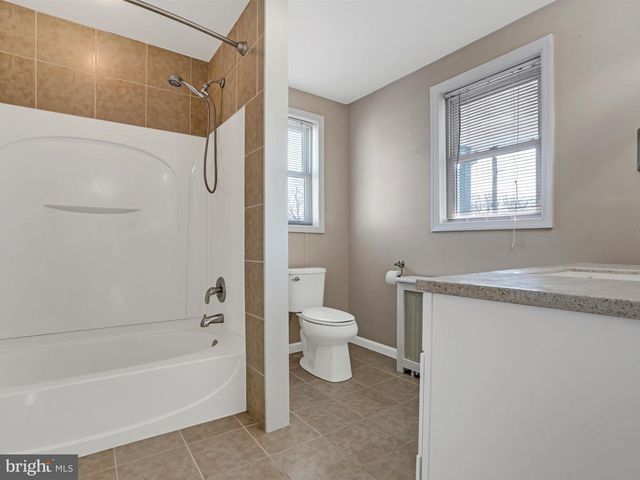 18 N BERNE ST, Schuylkill Haven, PA 17972