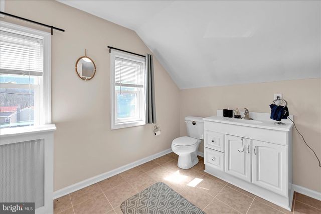 18 N BERNE ST, Schuylkill Haven, PA 17972