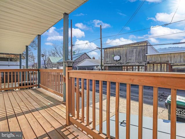 18 N BERNE ST, Schuylkill Haven, PA 17972