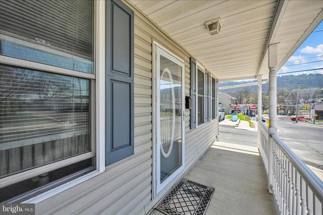 18 N BERNE ST, Schuylkill Haven, PA 17972