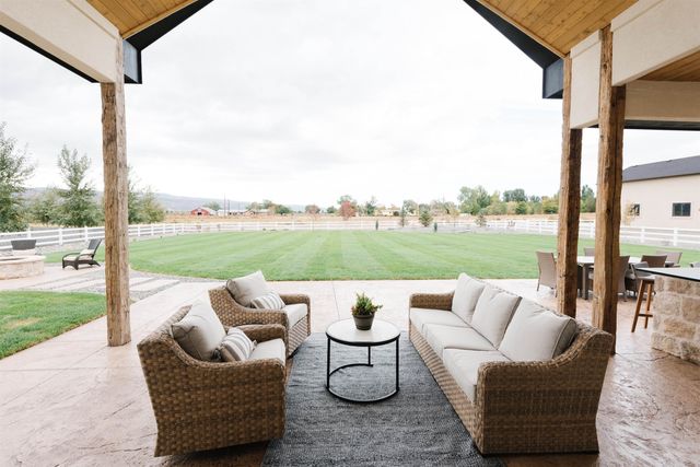 983 FARM HOUSE ROAD, Grand Junction, CO 81505