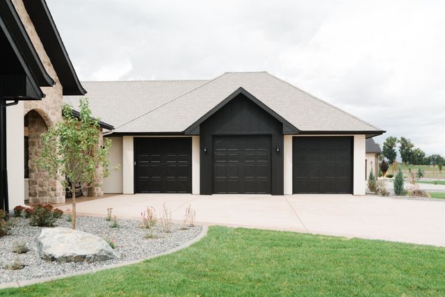 983 FARM HOUSE ROAD, Grand Junction, CO 81505