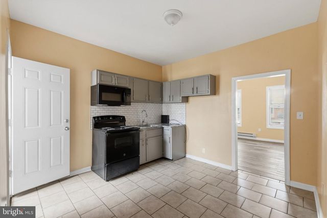 4123 ORCHARD ST, Philadelphia, PA 19124