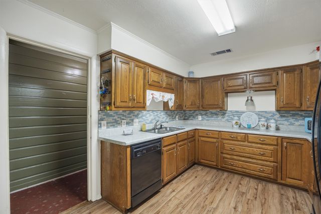 204 W 7th Street, Irving, TX 75060