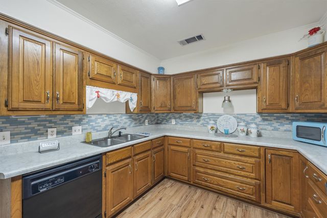 204 W 7th Street, Irving, TX 75060