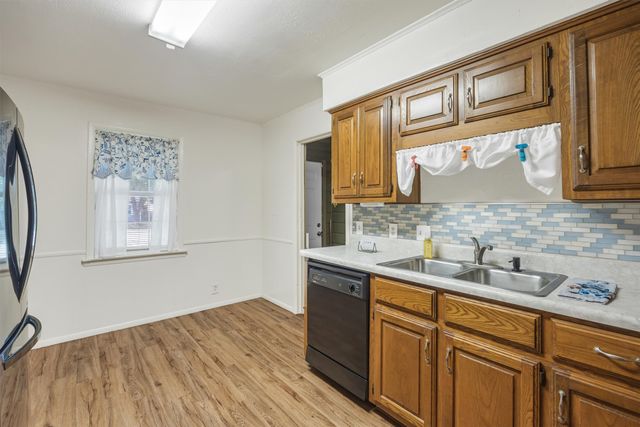 204 W 7th Street, Irving, TX 75060