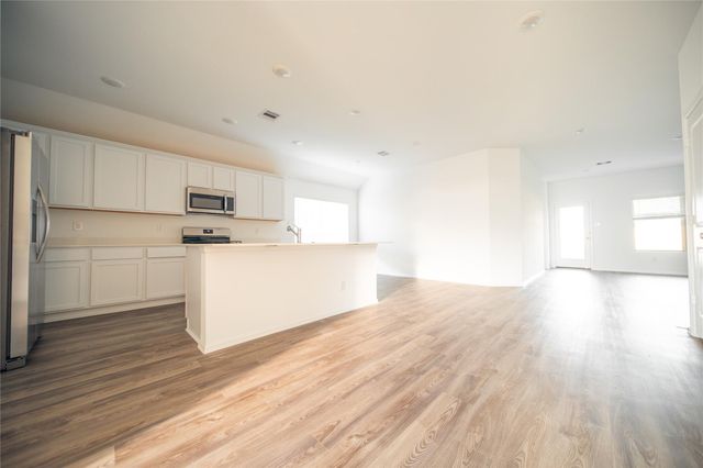 2611 Olivine Stone Drive, Rosenberg, TX 77469
