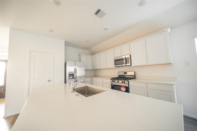 2611 Olivine Stone Drive, Rosenberg, TX 77469