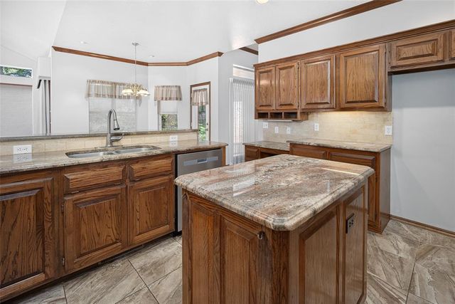 1512 Two Bridge Drive, Oklahoma City, OK 73131