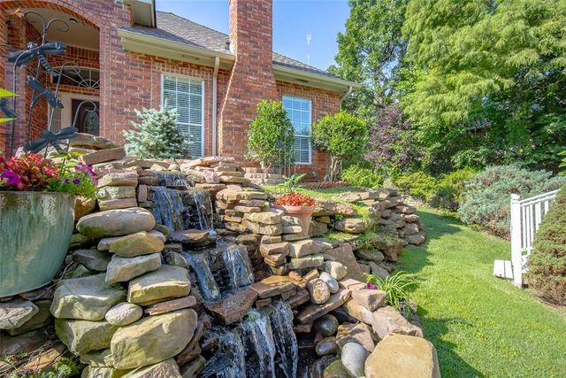 1512 Two Bridge Drive, Oklahoma City, OK 73131