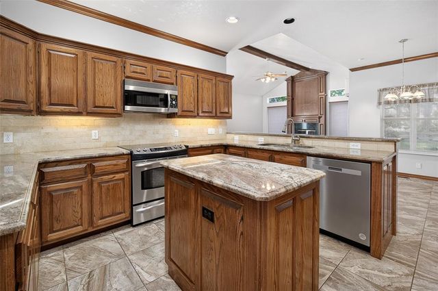 1512 Two Bridge Drive, Oklahoma City, OK 73131