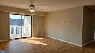 102 CHESTERFIELD LN #303, Stafford, VA 22556