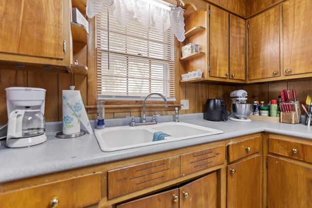 118 Bel Aire Dr, Winchester, TN 37398
