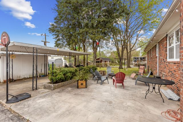 118 Bel Aire Dr, Winchester, TN 37398
