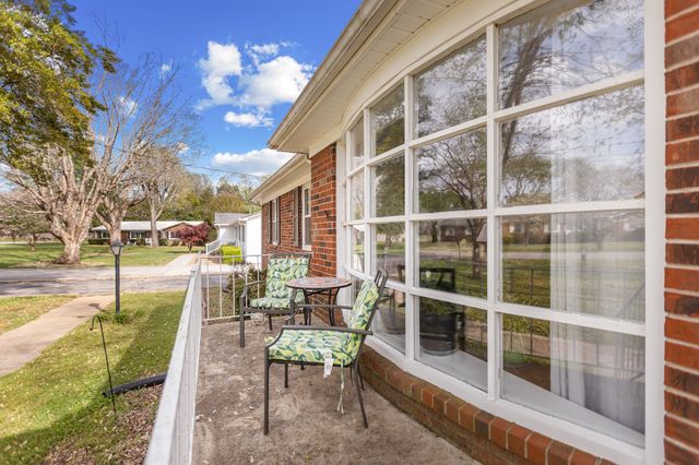 118 Bel Aire Dr, Winchester, TN 37398