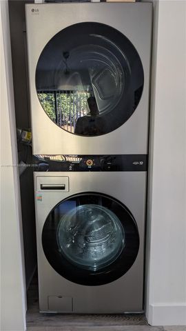 369 Lakeview Dr 101, Weston, FL 33326