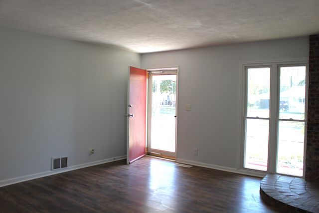 7352 Saratoga Avenue, Reynoldsburg, OH 43068