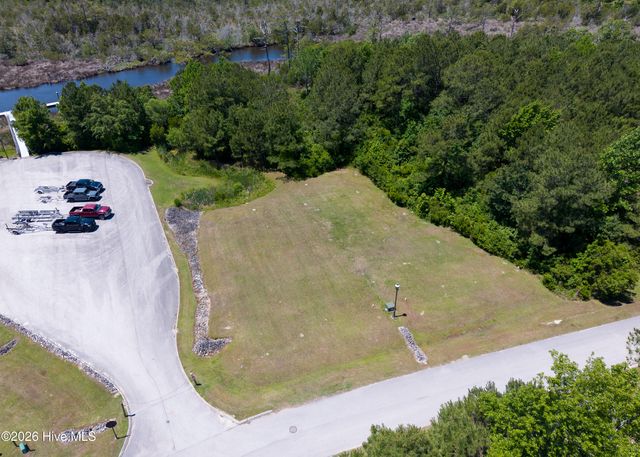 250 Kings Creek Crossing, Holly Ridge, NC 28445