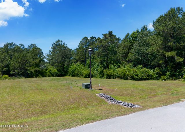 250 Kings Creek Crossing, Holly Ridge, NC 28445
