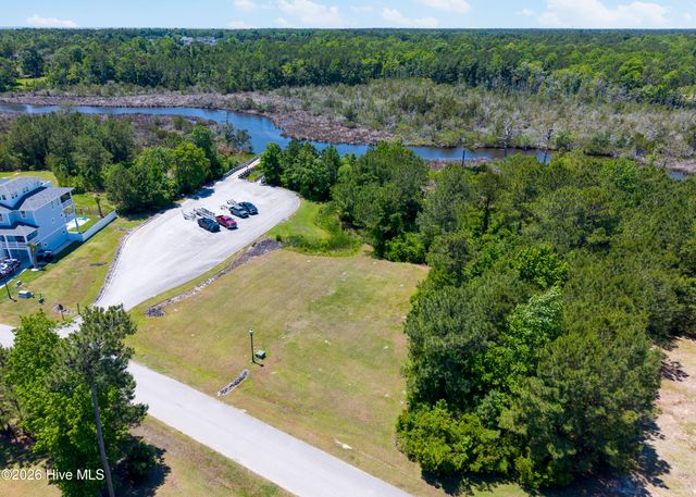250 Kings Creek Crossing, Holly Ridge, NC 28445