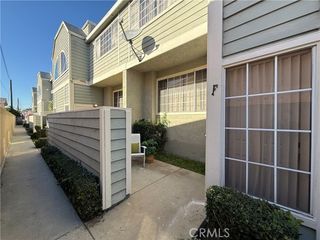 16331 Cornuta F, Bellflower, CA 90706