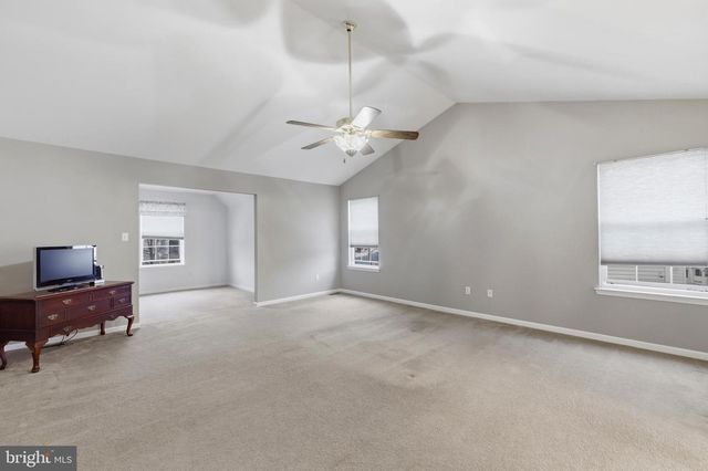 435 LONGLEAF DR, Perkasie, PA 18944