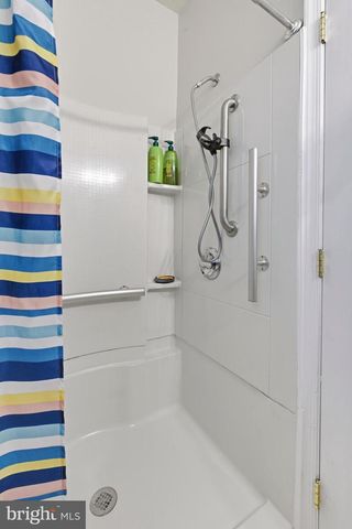 435 LONGLEAF DR, Perkasie, PA 18944