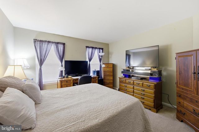 435 LONGLEAF DR, Perkasie, PA 18944