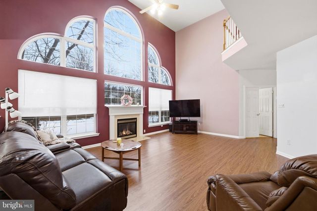 435 LONGLEAF DR, Perkasie, PA 18944