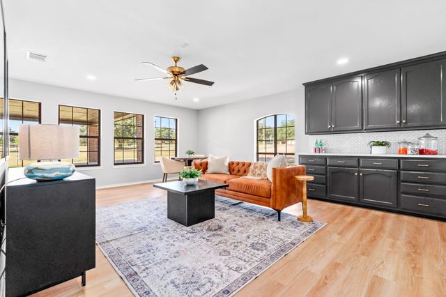 225 Hcr 3131., Hillsboro, TX 76645