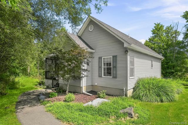 50 Hambletonian Avenue, Chester, NY 10918