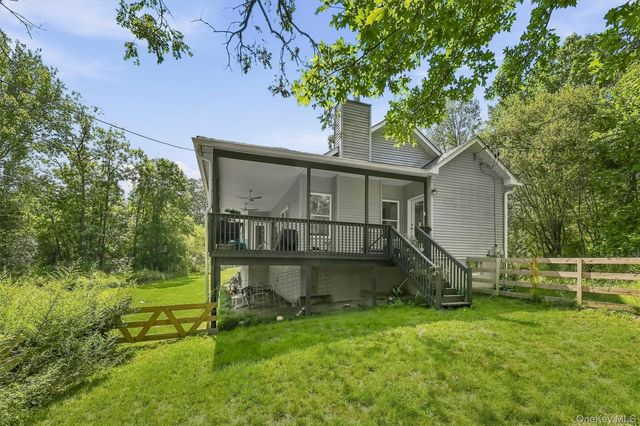 50 Hambletonian Avenue, Chester, NY 10918