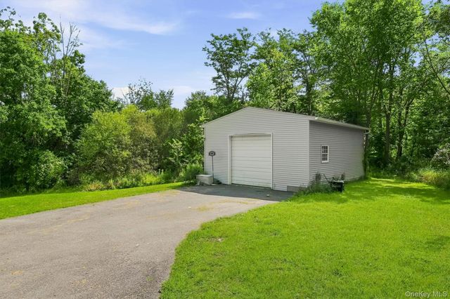 50 Hambletonian Avenue, Chester, NY 10918