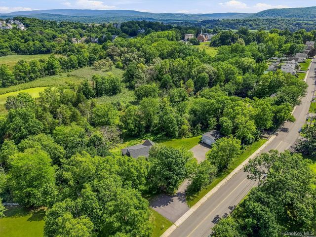 50 Hambletonian Avenue, Chester, NY 10918