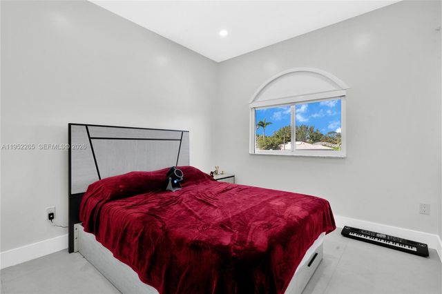 13236 SW 201st Ter, Miami, FL 33177