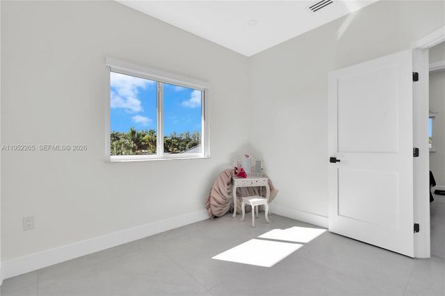 13236 SW 201st Ter, Miami, FL 33177