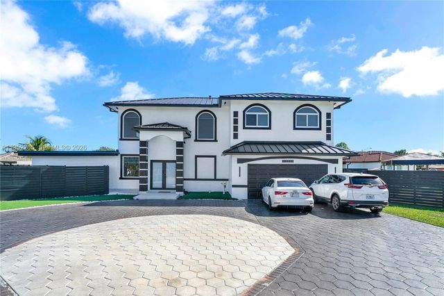 13236 SW 201st Ter, Miami, FL 33177