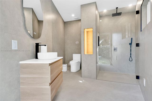 13236 SW 201st Ter, Miami, FL 33177