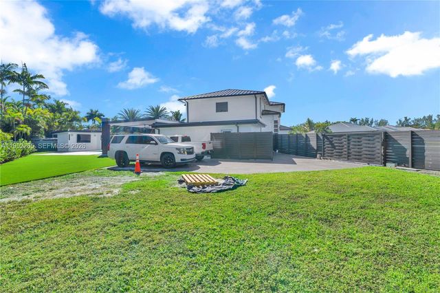 13236 SW 201st Ter, Miami, FL 33177