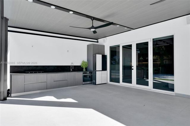 13236 SW 201st Ter, Miami, FL 33177