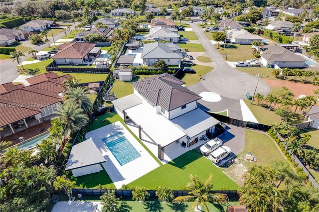 13236 SW 201st Ter, Miami, FL 33177