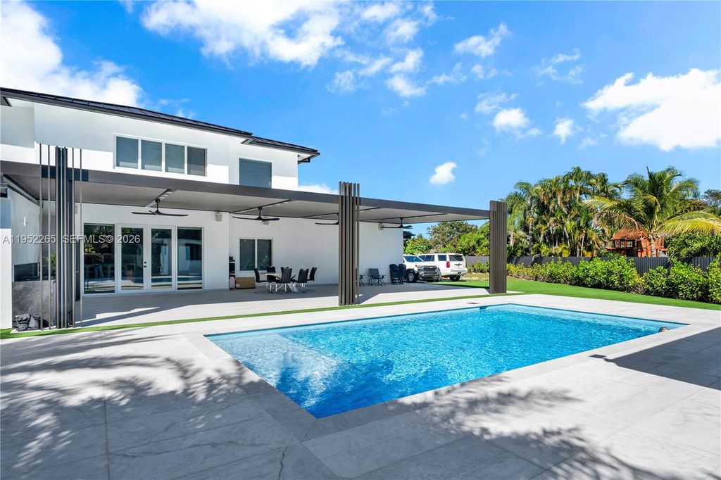 13236 SW 201st Ter, Miami, FL 33177