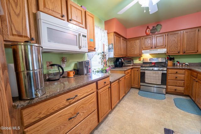 37 Linton Avenue, Colonie, NY 12205