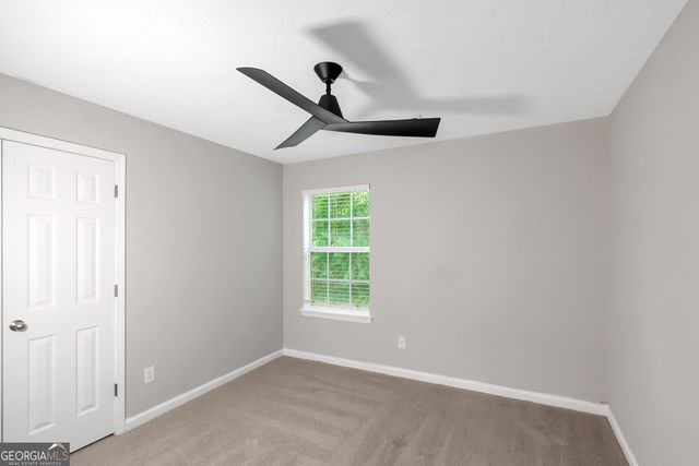 150 Spring Lake Terrace, Covington, GA 30016