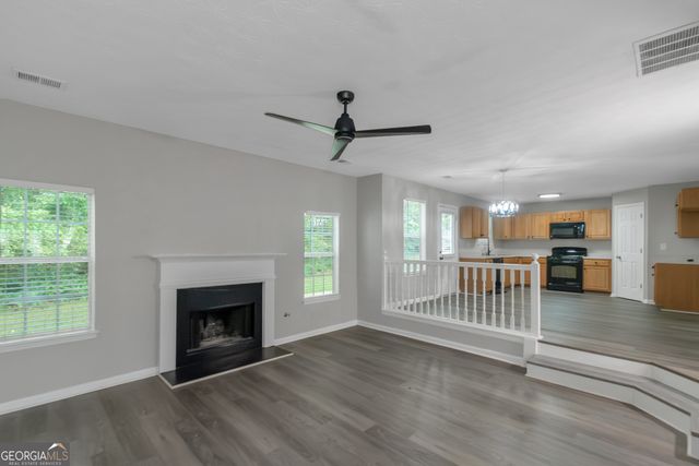 150 Spring Lake Terrace, Covington, GA 30016