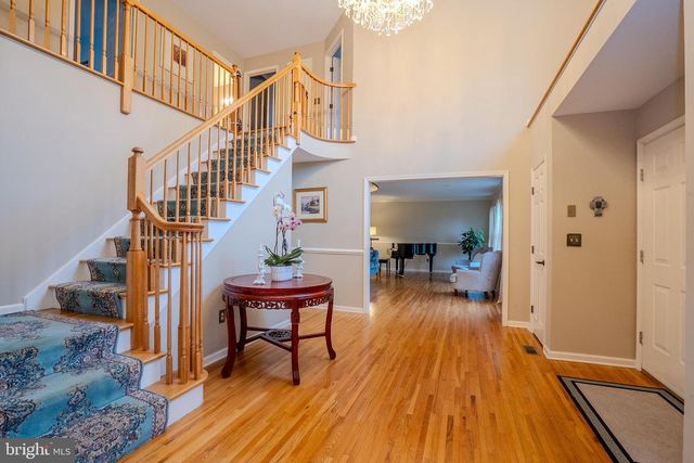 6 BUSH CT, Princeton Junction, NJ 08550