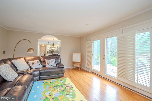 6 BUSH CT, Princeton Junction, NJ 08550