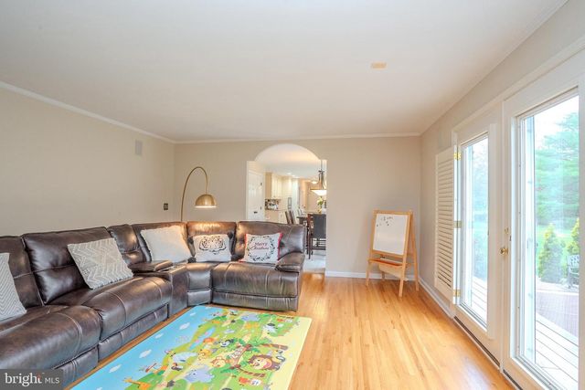 6 BUSH CT, Princeton Junction, NJ 08550