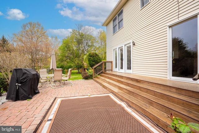 6 BUSH CT, Princeton Junction, NJ 08550